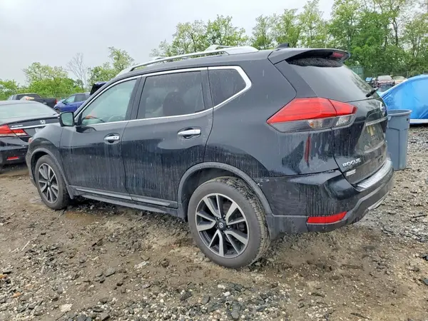 JN8AT2MV2HW020308 2017 NISSAN ROGUE - Image 2