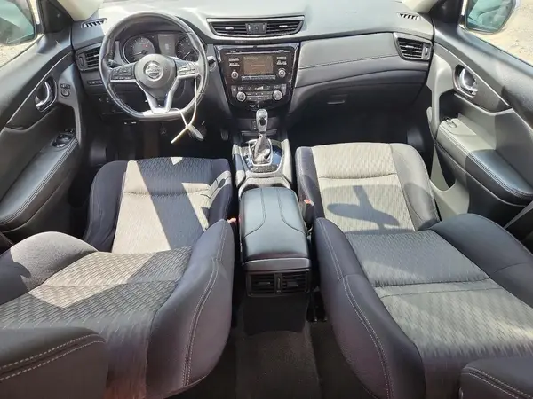 JN8AT2MV2HW022169 2017 NISSAN ROGUE - Image 8