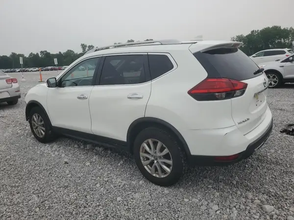 JN8AT2MV2HW023211 2017 NISSAN ROGUE - Image 2