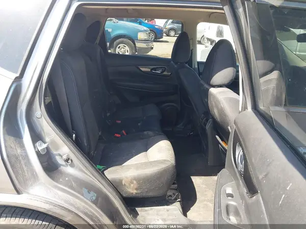 JN8AT2MV2HW023323 2017 NISSAN ROGUE - Image 8