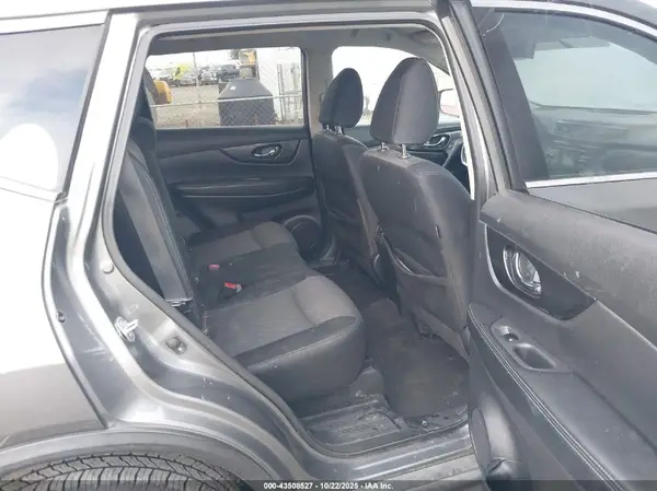 JN8AT2MV2HW023340 2017 NISSAN ROGUE - Image 8