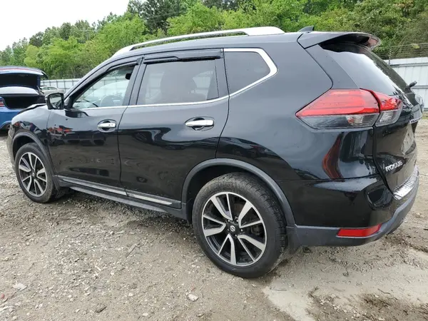 JN8AT2MV2HW023872 2017 NISSAN ROGUE - Image 2