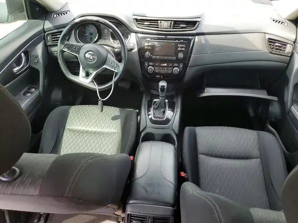 JN8AT2MV2HW024066 2017 NISSAN ROGUE - Image 8