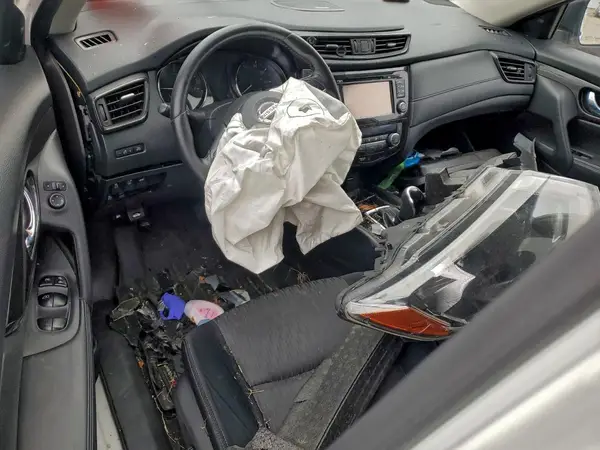 JN8AT2MV2HW026075 2017 NISSAN ROGUE - Image 8