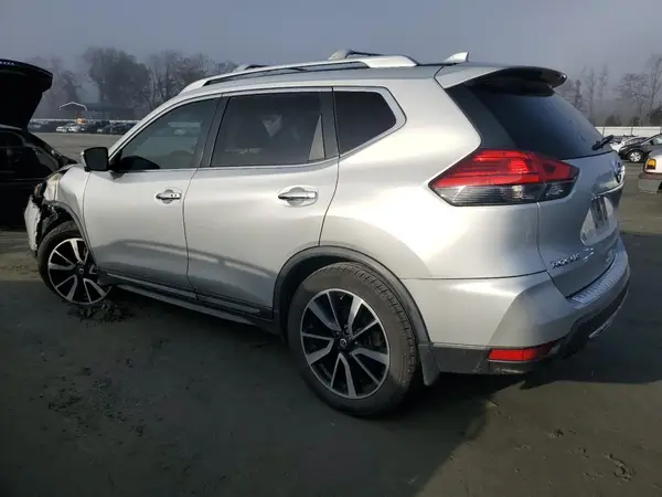 JN8AT2MV2HW026285 2017 NISSAN ROGUE - Image 2