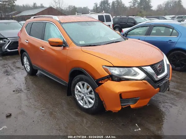 JN8AT2MV2HW027596 2017 NISSAN ROGUE - Image 1