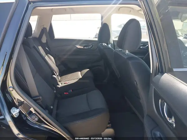 JN8AT2MV2HW252911 2017 NISSAN ROGUE - Image 8