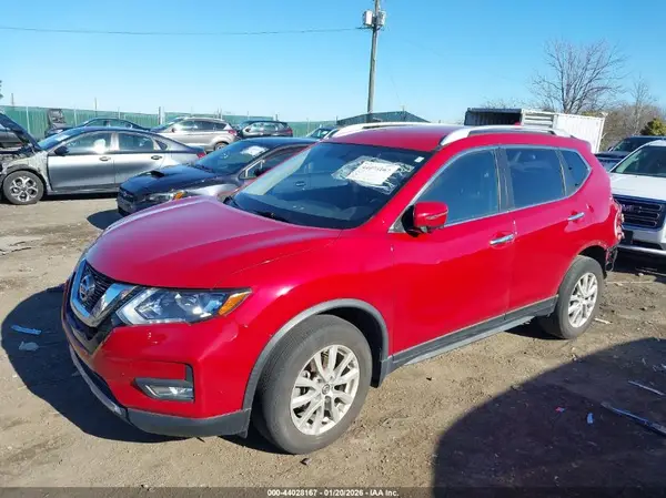 JN8AT2MV2HW254528 2017 NISSAN ROGUE - Image 2