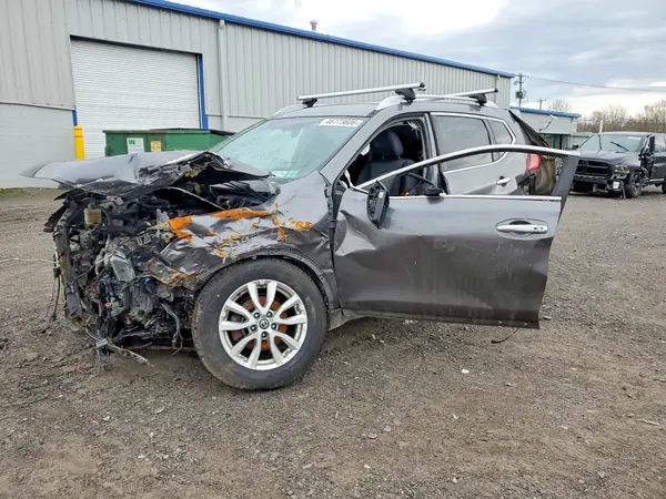 JN8AT2MV2HW256084 2017 NISSAN ROGUE - Image 1