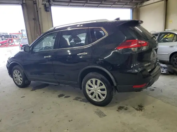 JN8AT2MV2HW256764 2017 NISSAN ROGUE - Image 2