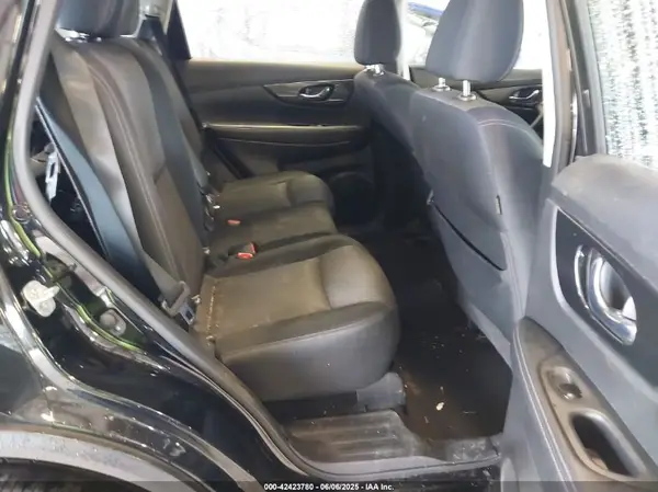 JN8AT2MV2HW257283 2017 NISSAN ROGUE - Image 8