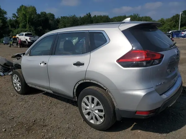 JN8AT2MV2HW259387 2017 NISSAN ROGUE - Image 2