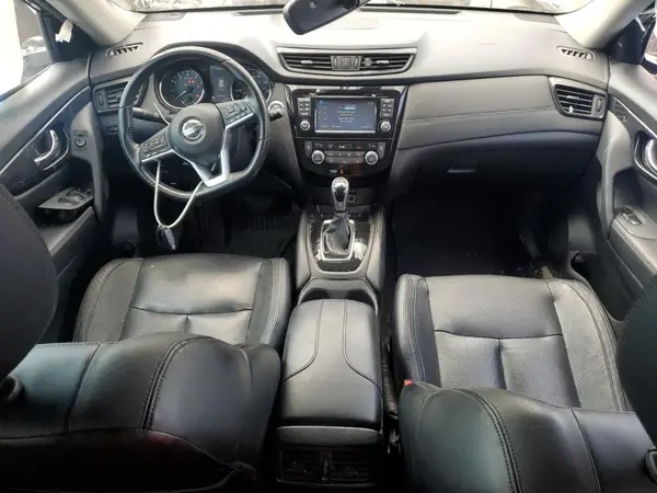 JN8AT2MV2HW260328 2017 NISSAN ROGUE - Image 8