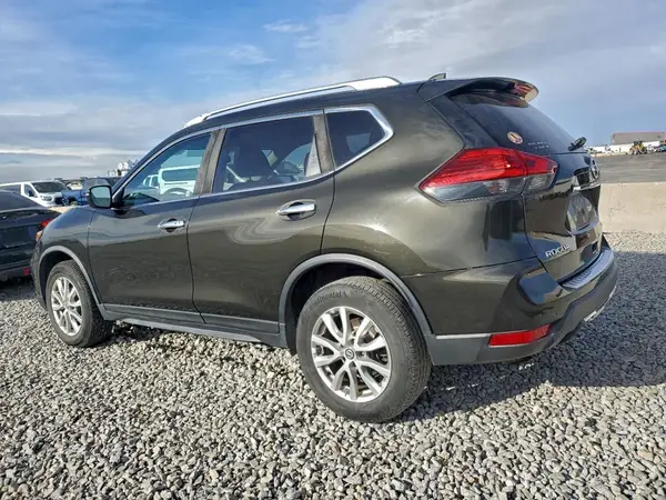 JN8AT2MV2HW260622 2017 NISSAN ROGUE - Image 2