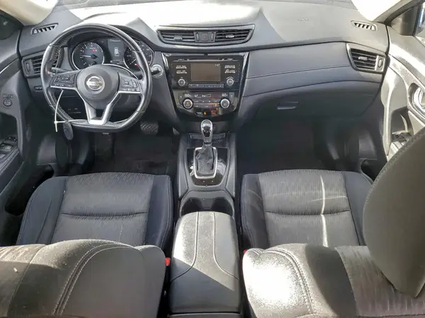 JN8AT2MV2HW260622 2017 NISSAN ROGUE - Image 8