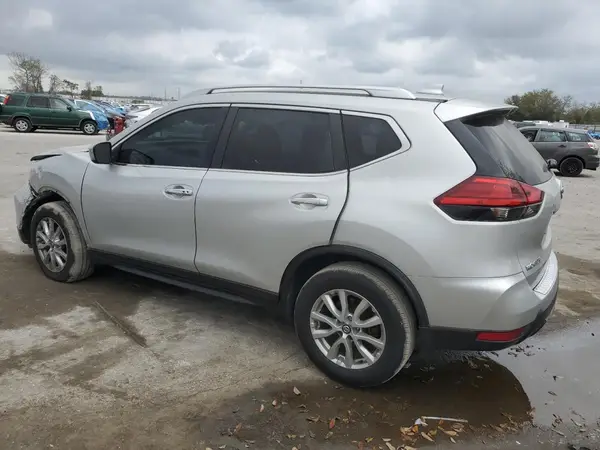 JN8AT2MV2HW265500 2017 NISSAN ROGUE - Image 2