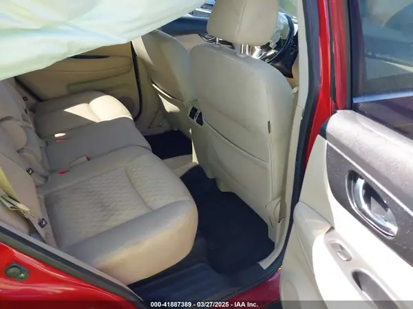 JN8AT2MV2HW265576 2017 NISSAN ROGUE - Image 8