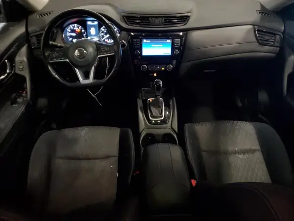 JN8AT2MV2HW266856 2017 NISSAN ROGUE - Image 8