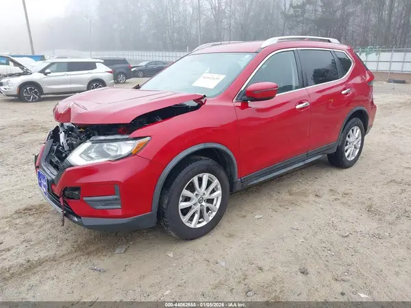 JN8AT2MV2HW267294 2017 NISSAN ROGUE - Image 2