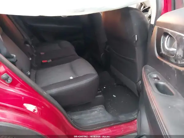 JN8AT2MV2HW267389 2017 NISSAN ROGUE - Image 8