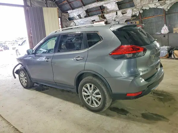 JN8AT2MV2HW270079 2017 NISSAN ROGUE - Image 2