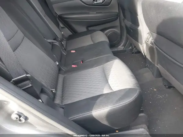 JN8AT2MV2HW273189 2017 NISSAN ROGUE - Image 8