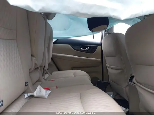 JN8AT2MV2HW273354 2017 NISSAN ROGUE - Image 8