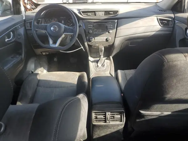 JN8AT2MV2HW274066 2017 NISSAN ROGUE - Image 8