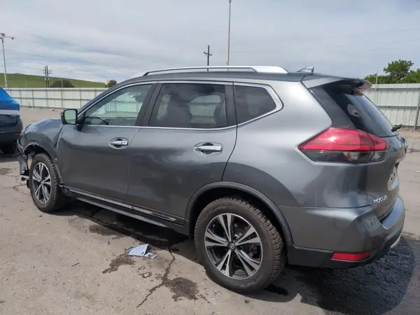 JN8AT2MV2HW274293 2017 NISSAN ROGUE - Image 2