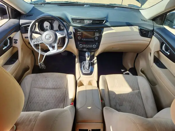 JN8AT2MV2HW276786 2017 NISSAN ROGUE - Image 8