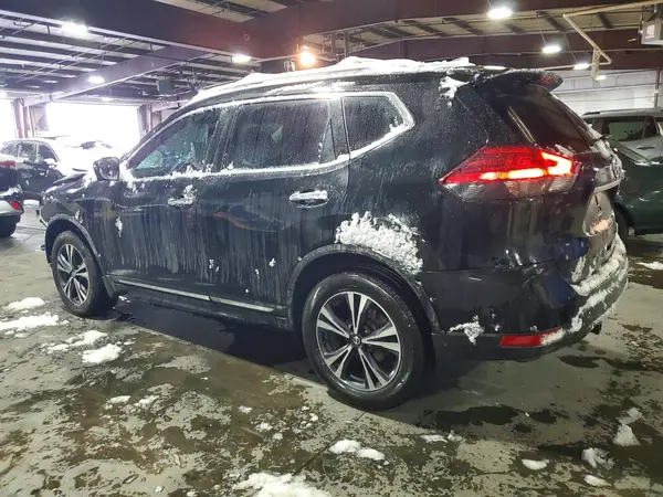 JN8AT2MV2HW278098 2017 NISSAN ROGUE - Image 2