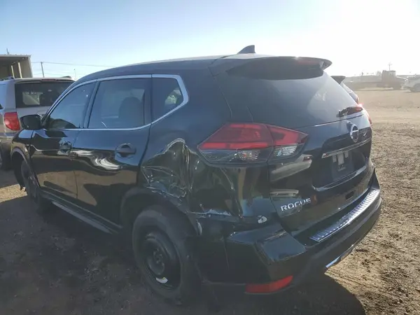 JN8AT2MV2HW278330 2017 NISSAN ROGUE - Image 2
