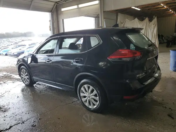 JN8AT2MV2HW279607 2017 NISSAN ROGUE - Image 2