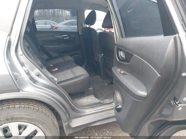 JN8AT2MV2HW280367 2017 NISSAN ROGUE - Image 8