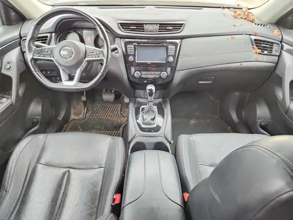 JN8AT2MV2HW280725 2017 NISSAN ROGUE - Image 8