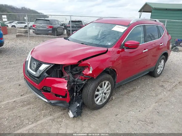 JN8AT2MV2HW281275 2017 NISSAN ROGUE - Image 2