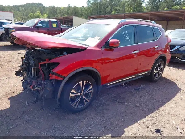 JN8AT2MV2HW284953 2017 NISSAN ROGUE - Image 2