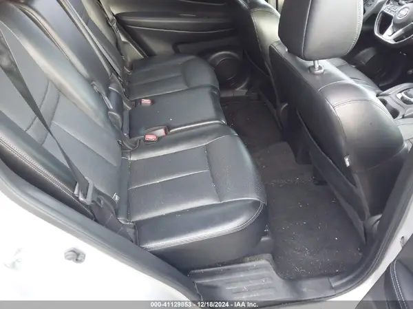 JN8AT2MV2HW285116 2017 NISSAN ROGUE - Image 8