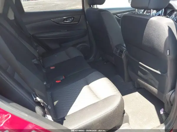 JN8AT2MV2HW285388 2017 NISSAN ROGUE - Image 8