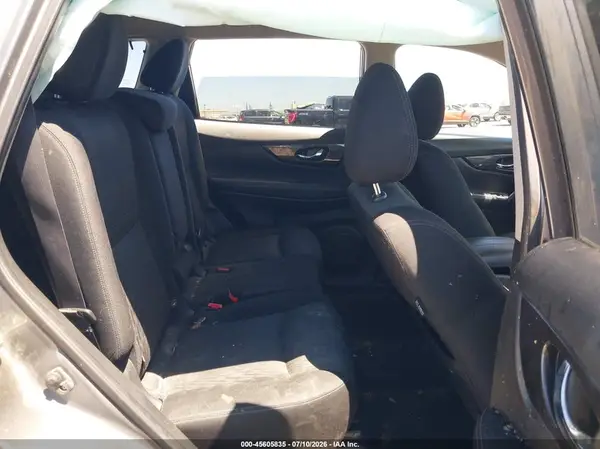JN8AT2MV2JW300400 2018 NISSAN ROGUE - Image 8