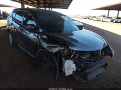 JN8AT2MV2JW303653 2018 NISSAN ROGUE
