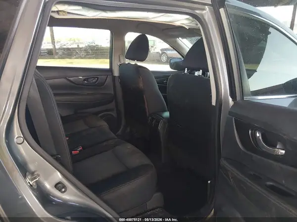 JN8AT2MV2JW303653 2018 NISSAN ROGUE - Image 8