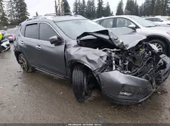 JN8AT2MV2JW303815 2018 NISSAN ROGUE