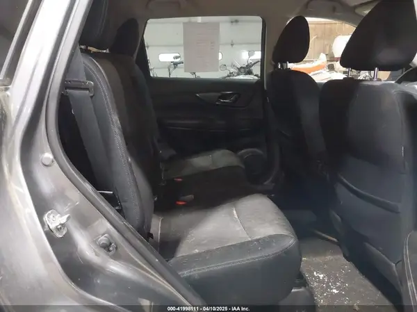 JN8AT2MV2JW304463 2018 NISSAN ROGUE - Image 8