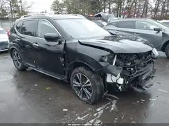 JN8AT2MV2JW305211 2018 NISSAN ROGUE