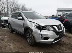 JN8AT2MV2JW306956 2018 NISSAN ROGUE