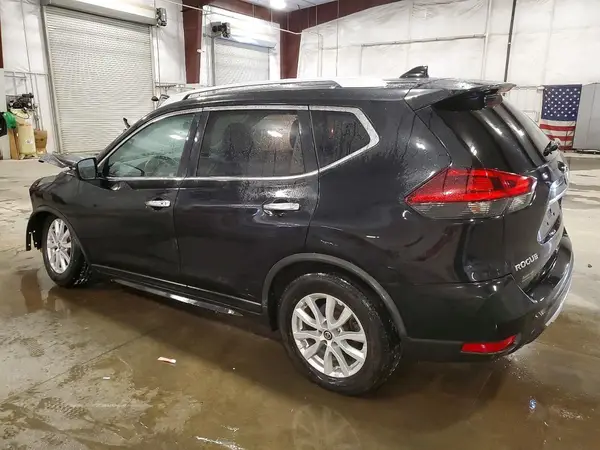JN8AT2MV2JW306990 2018 NISSAN ROGUE - Image 2