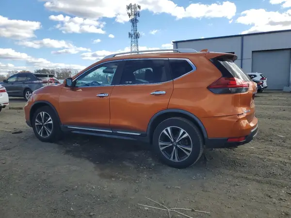 JN8AT2MV2JW307914 2018 NISSAN ROGUE - Image 2
