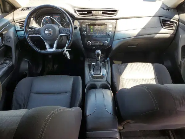 JN8AT2MV2JW308092 2018 NISSAN ROGUE - Image 8