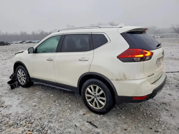 JN8AT2MV2JW308335 2018 NISSAN ROGUE - Image 2